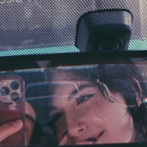 Meet your Posher, Emma